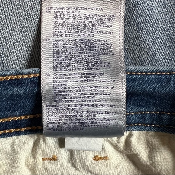 NYDJ Teresa Button Fly Raw Hem Ankle Wide Leg Jeans in Clean Clayburn, Size 12 - Picture 9 of 15